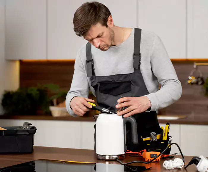 Skilled Blender Technicians: Your Small Appliance Repair Experts for Camp Pendleton, CA