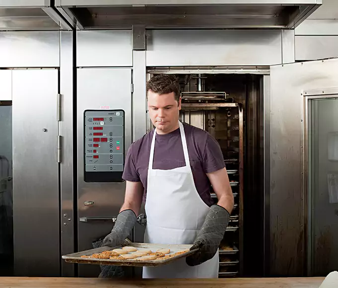 Why Camp Pendleton, CA Kitchens Trust Camp Pendleton Appliance Pro for Commercial Oven Repair?